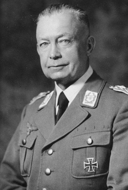 Генерал Вильгельм Шуберт - начальник экономического штаба Ost